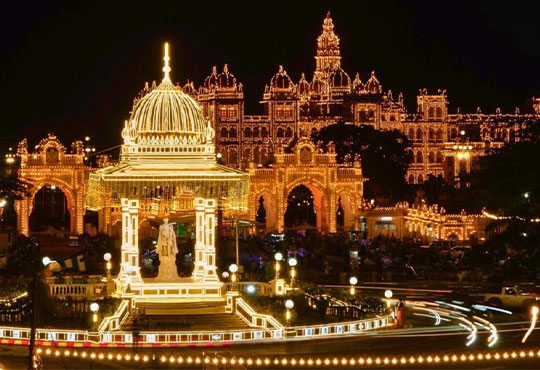 Facts That Make Mysore Palace the Best Destination for Dussehra