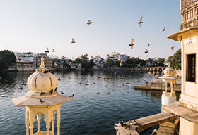 Udaipur: Lakes, Palaces & Heritage Experiences