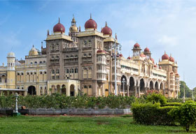 Mysuru: Dasara, Palaces & Cultural Experiences