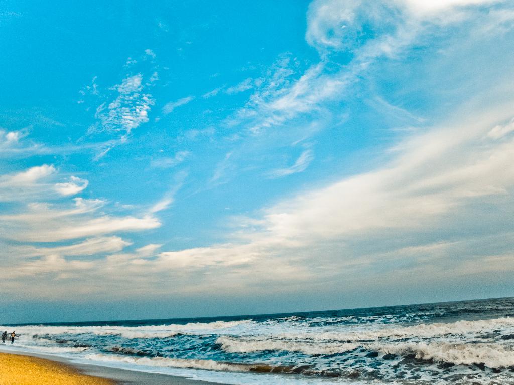 paradise beach pondi