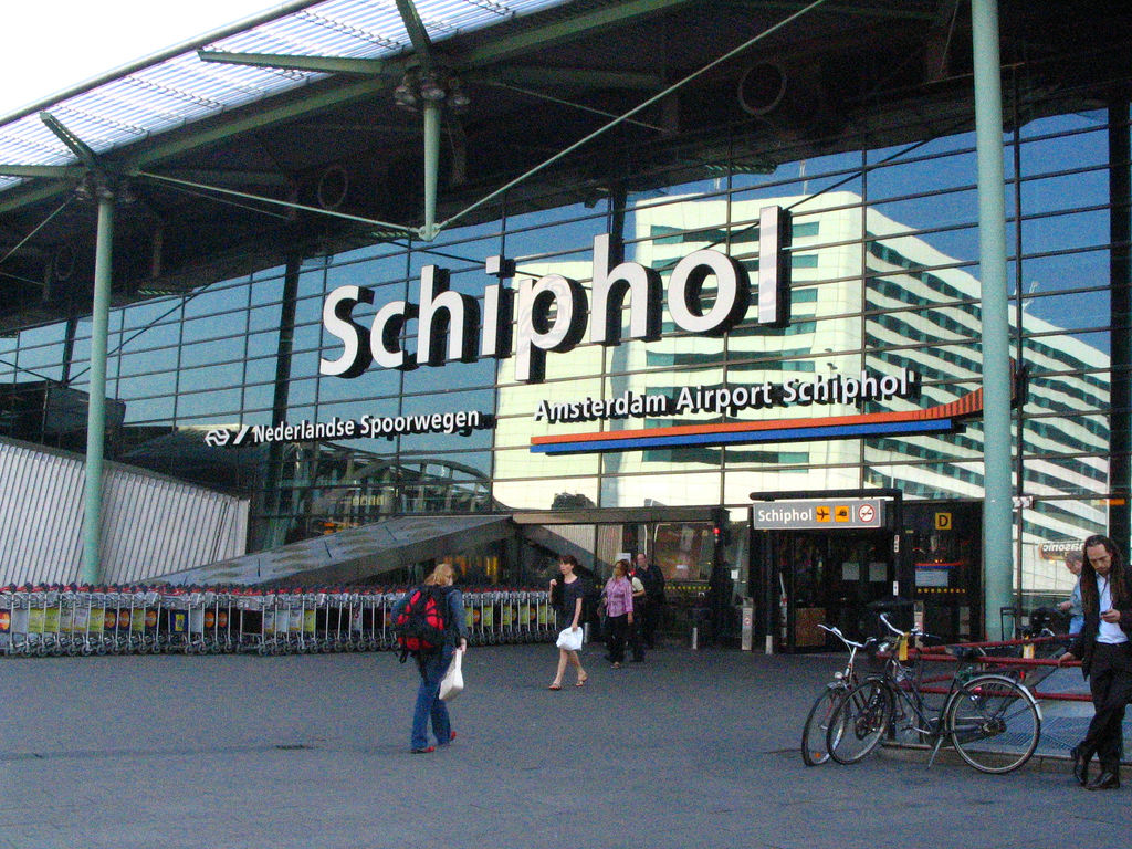 Amazing Airports