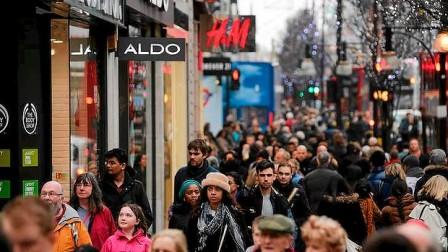 Oxford Street popular shopping places in london