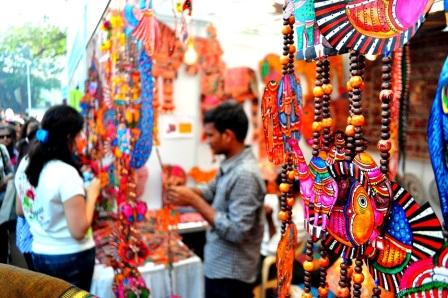 Fashion Street shopping places Mumbai