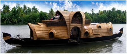 vembanad kayal in kerala