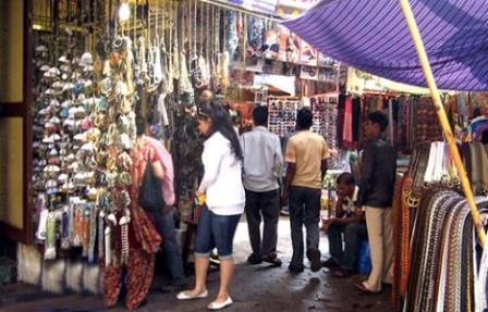 sarojini nagar market shopping places Delhi
