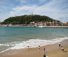 La Concha beach: San Sebastian