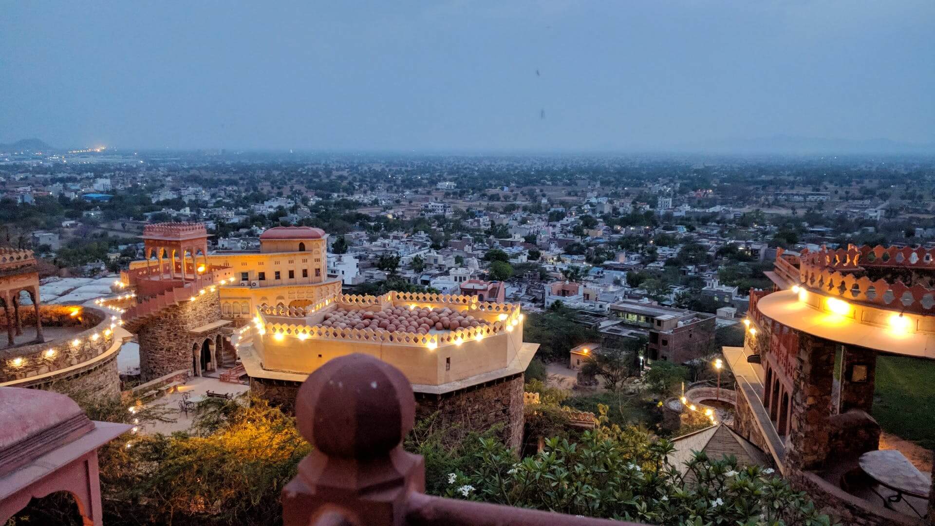 Neemrana Fort- A Pinch of Historical Wonder