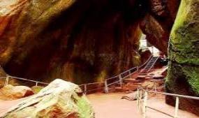 Edakkal Cave