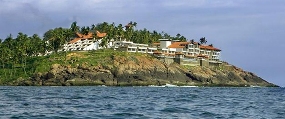 famous places in kovalam