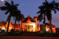 napier museum trivandruma