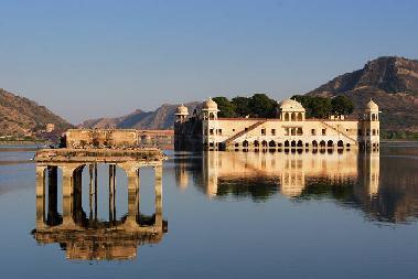 Places to see in Amer Fort