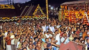 Makaravillakku Festival Kerala